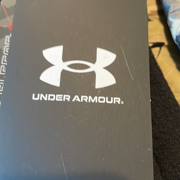 Under Armour Men's Black & Camo Design fleece Zip Up Sweater Small - Picture 6 of 12